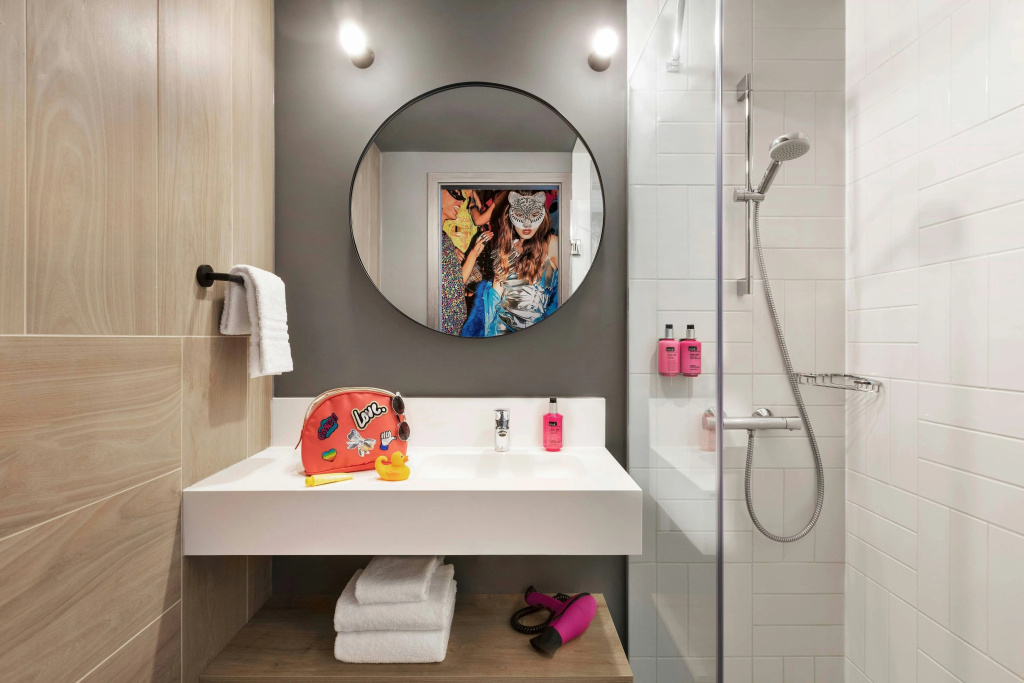 Moxy Bucharest Old Town — photo 8