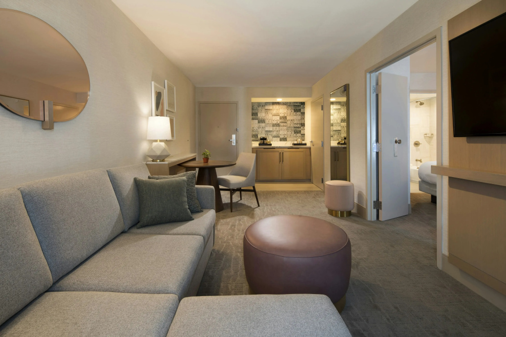 Hilton Santa Monica Hotel & Suites, photo 3