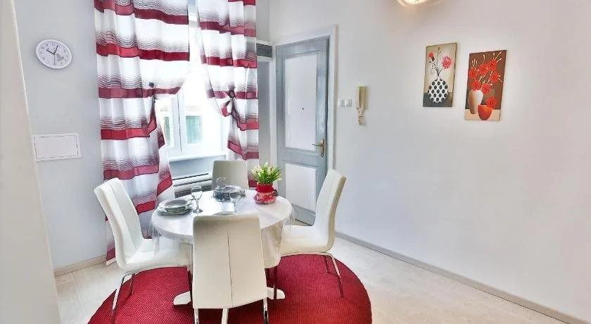 Split Inn Apartments and Rooms - Apartment Vicko (PID: 5), photo 2