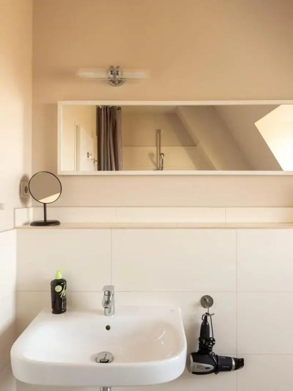 Limehome Berlin Chausseestrasse — photo 8