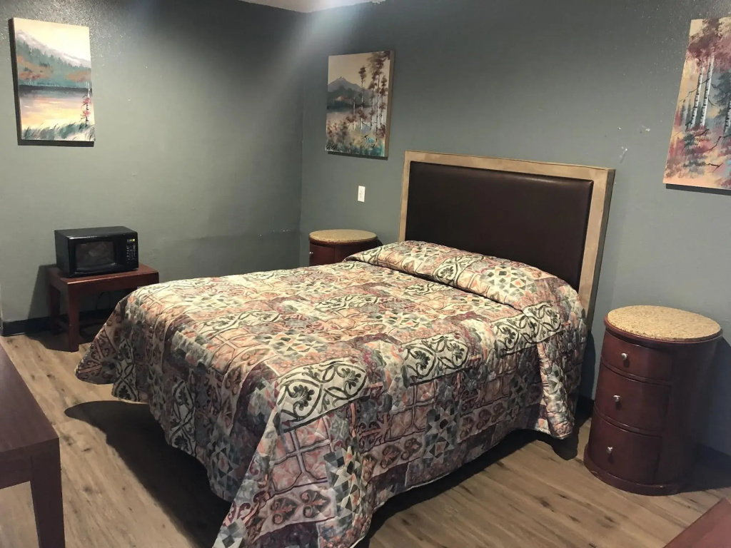 Kings Castle Motel — photo 3