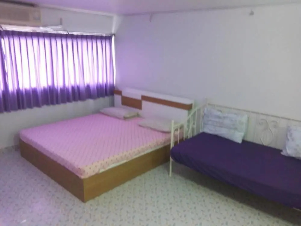 Room-chan Kim Don Mueang Guest House, fr