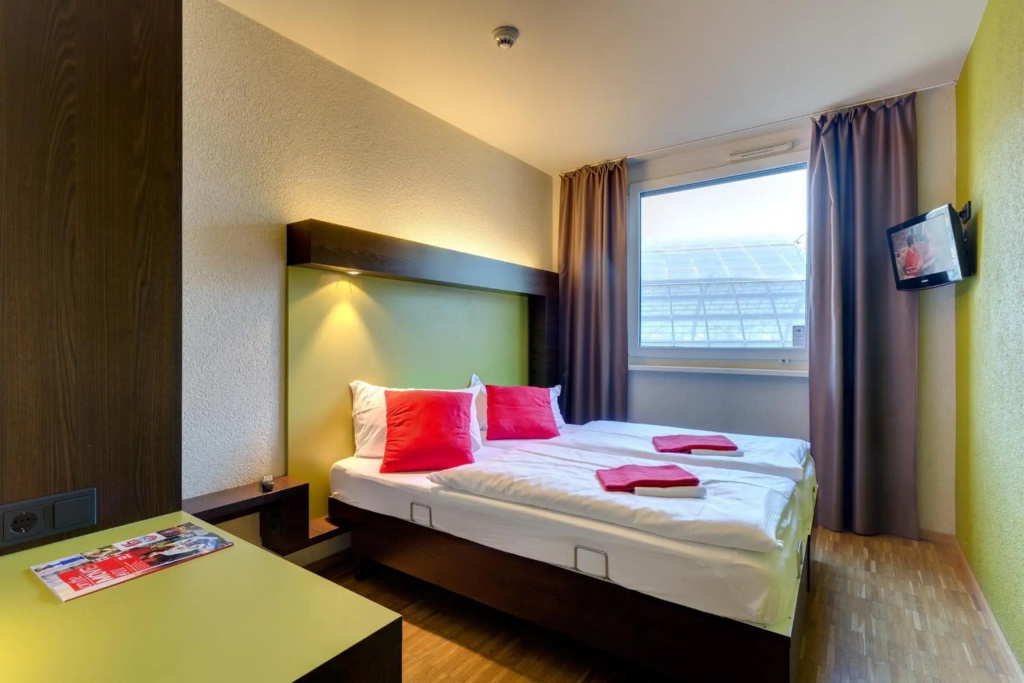 MEININGER Hotel Berlin Hauptbahnhof — photo 7
