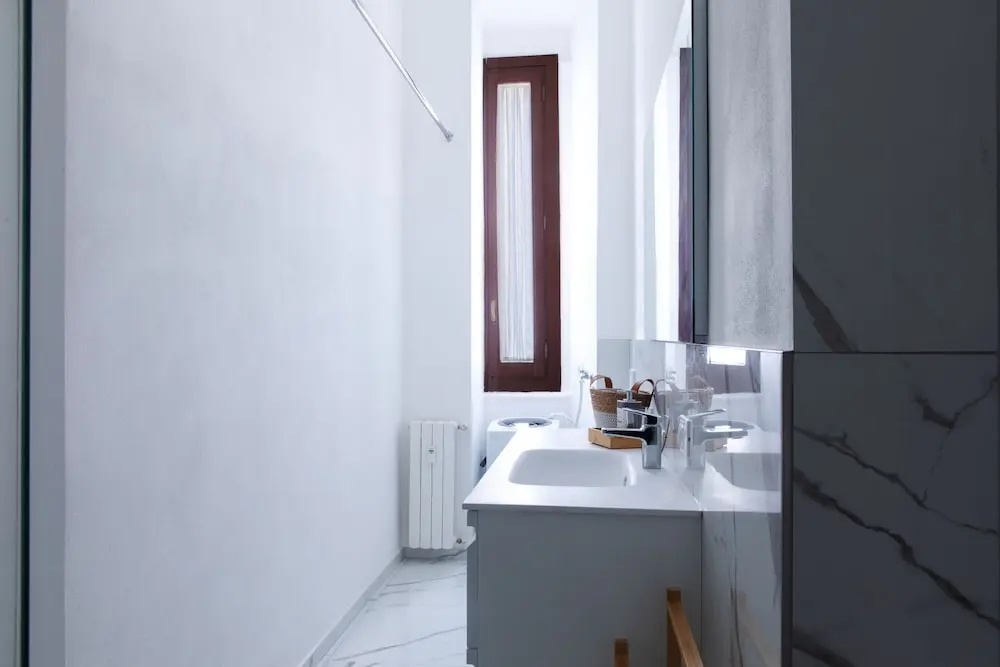 3705 Milan Modern Stay by Barbarhouse — photo 7