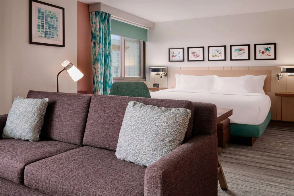 Hilton Garden Inn LAX Los Angeles Airport Hotel — photo 7