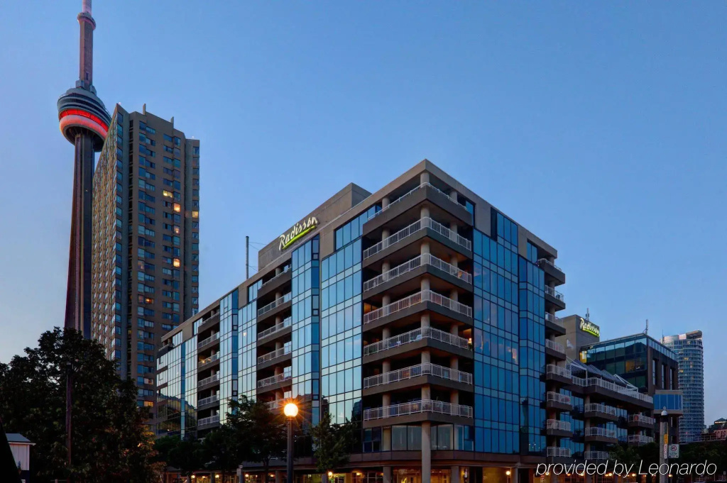 Radisson Blu Toronto Downtown