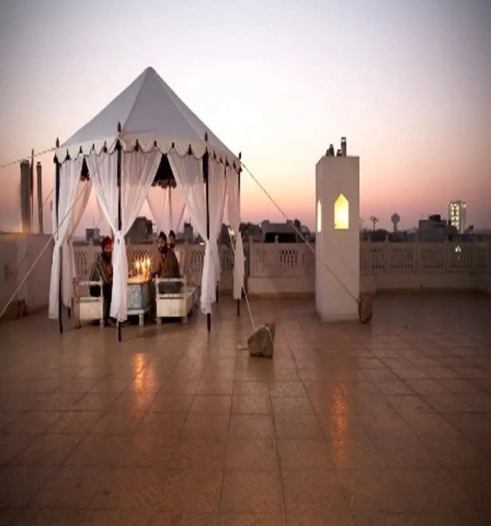 Staybook - Jyoti Mahal A Heritage Hotel — photo 6