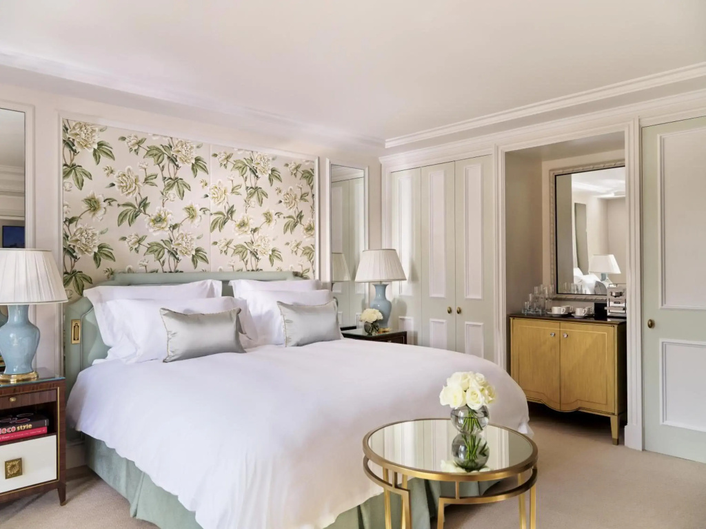 The Dorchester, photo 3
