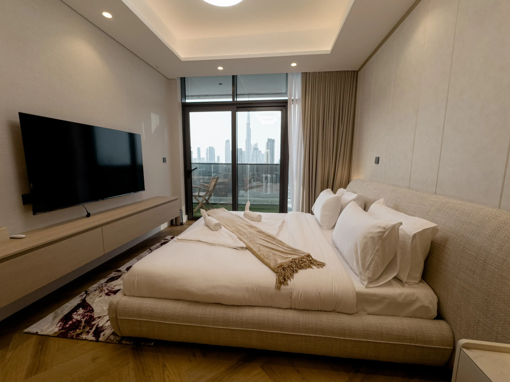 Vserve Elevate Your Stay with Stunning Skyline Views Apartments — photo 8
