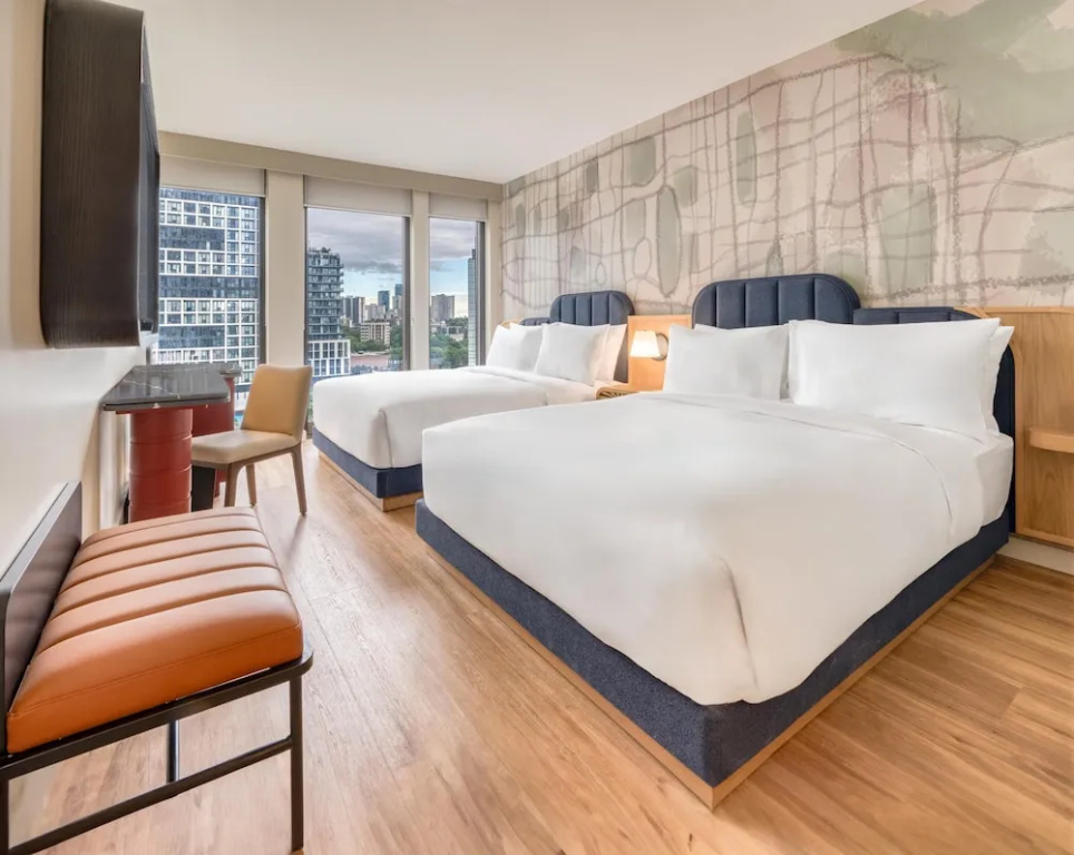TOOR Hotel Toronto, part of JdV by Hyatt, photo 3