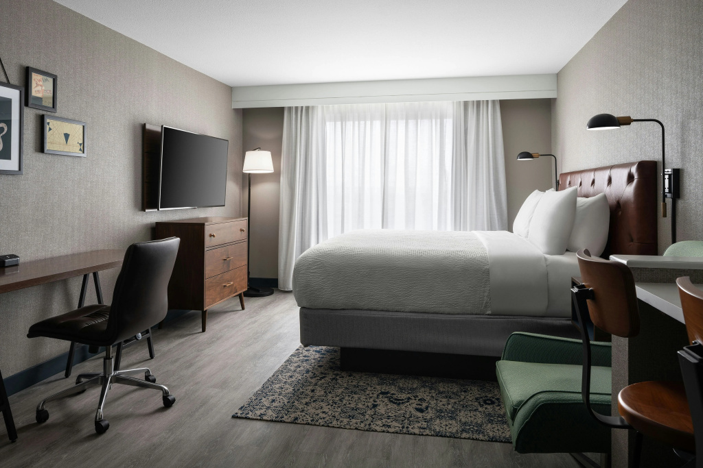 Four Points by Sheraton Hotel & Suites San Francisco Airport — photo 6