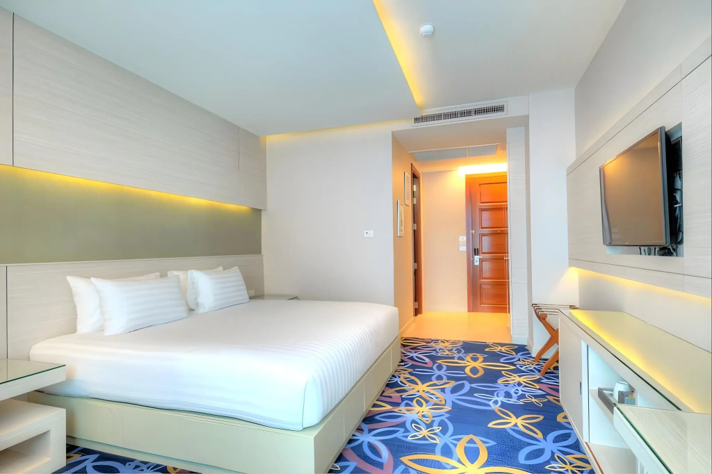 One One Bangkok Hotel — photo 7