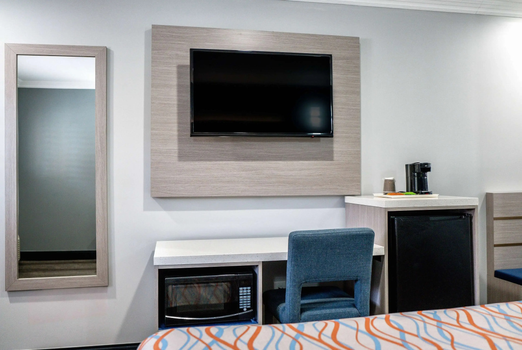 Travelodge Inn & Suites by Wyndham Bell Los Angeles Area, photo 4
