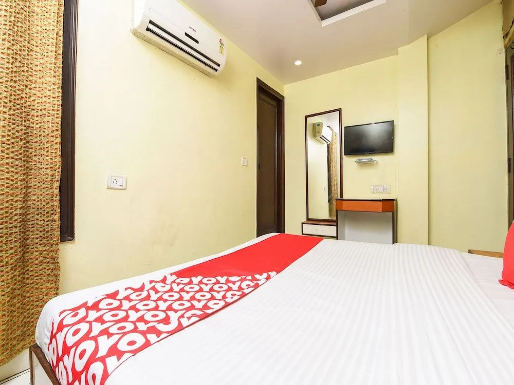 OYO 15835 Hotel City Palace — photo 6