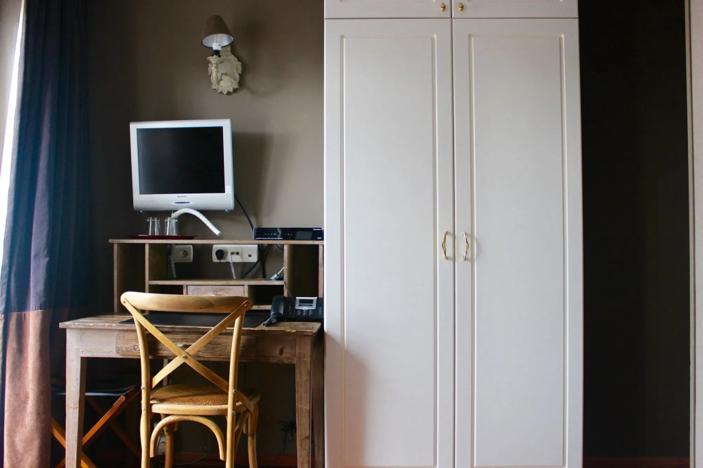 Hôtel La Pièce — photo 5