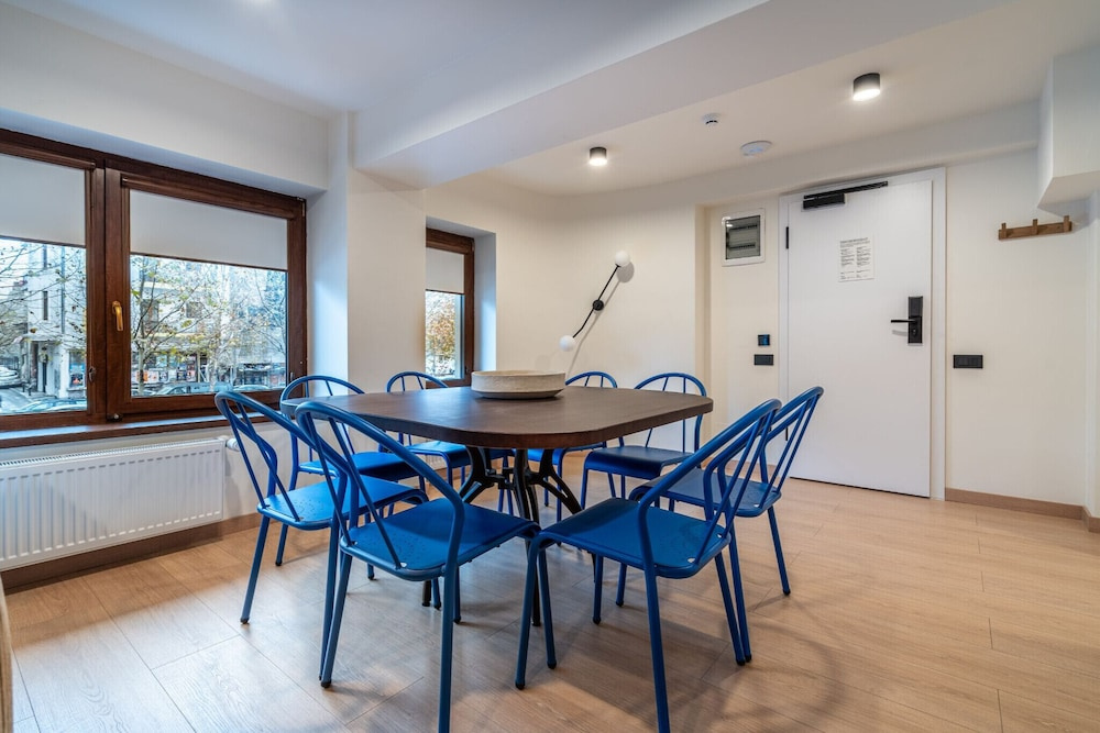 Old Town Apartments by Olala Homes — photo 6