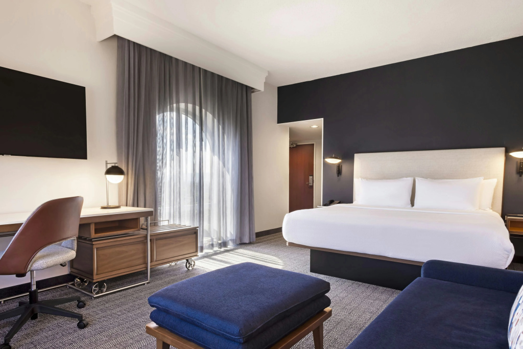 Courtyard by Marriott Baldwin Park, photo 3
