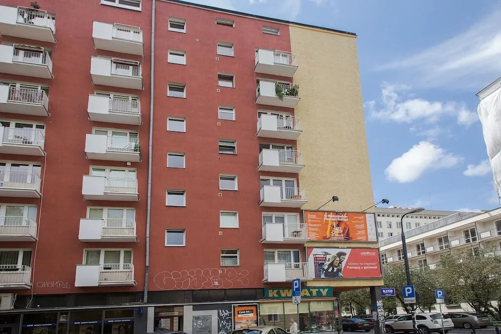 Shortstaypoland Warecka B2