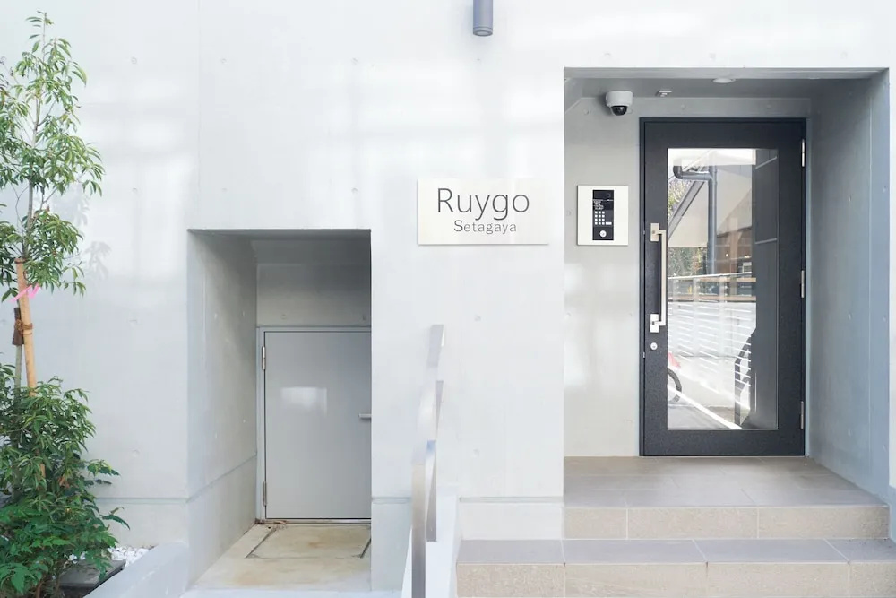Ruygo Setagaya by Tranova