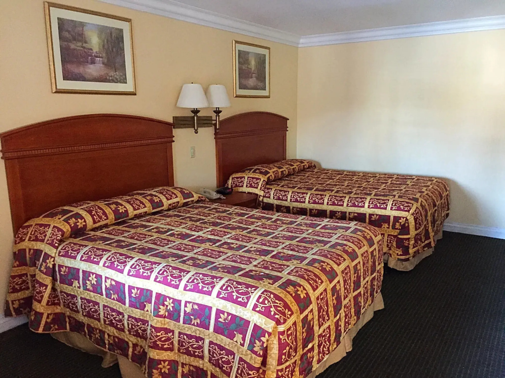 Colony Inn, photo 3