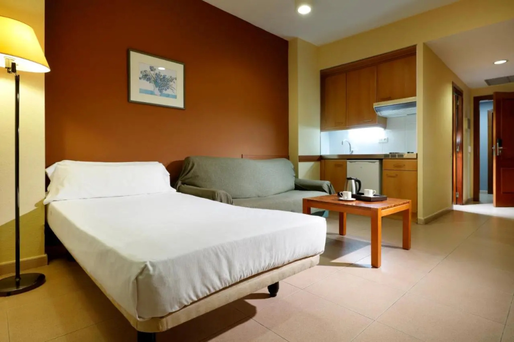 Hesperia Sant Joan Hotel, photo 4