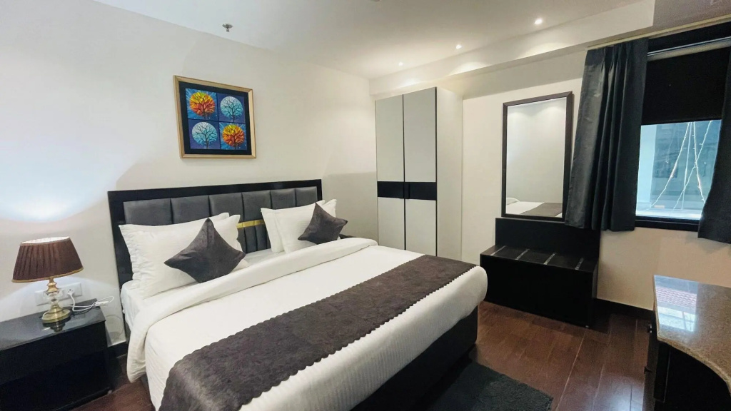 Saltstayz Select - Malcha & Chankyapuri, photo 2