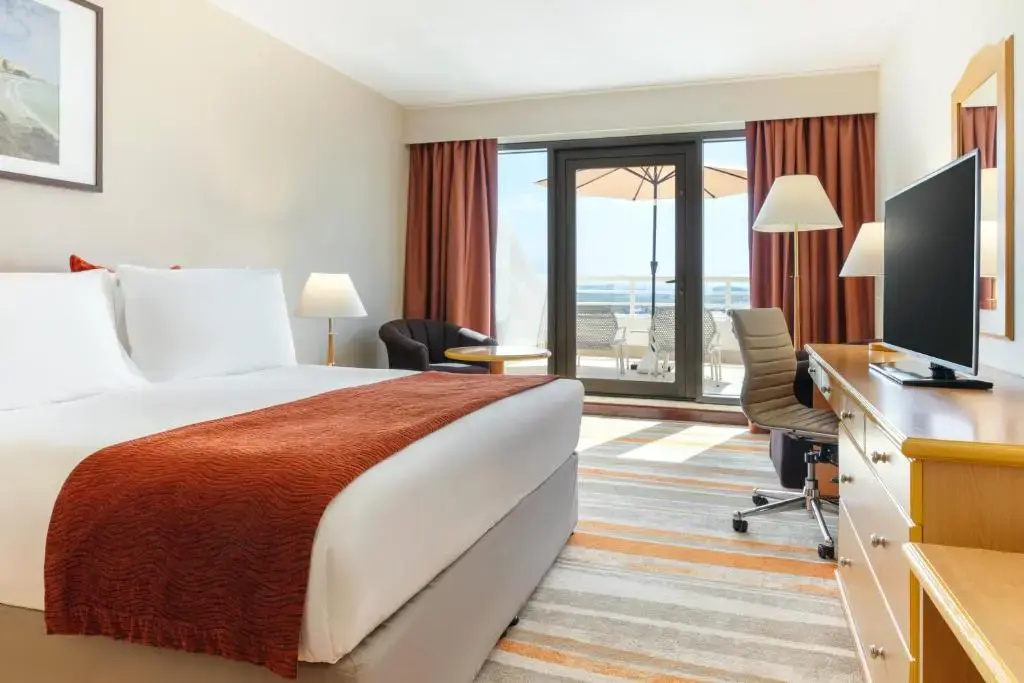 Crowne Plaza Muscat by IHG Hotel, photo 4