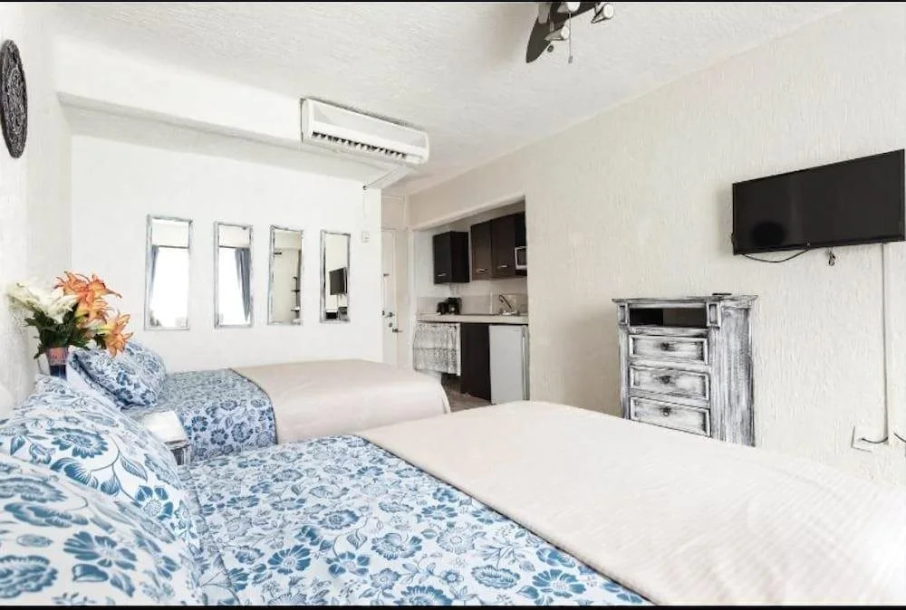 Cancun Plaza Condo Hotel, photo 5