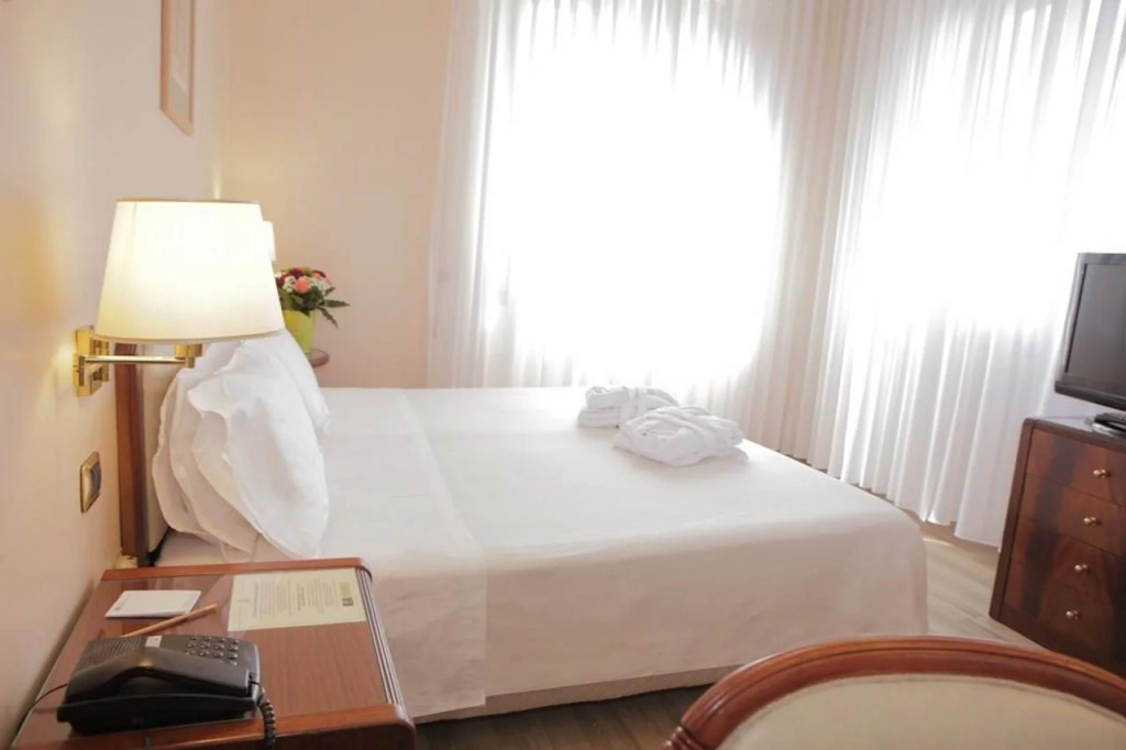 Hotel Bristol — photo 8