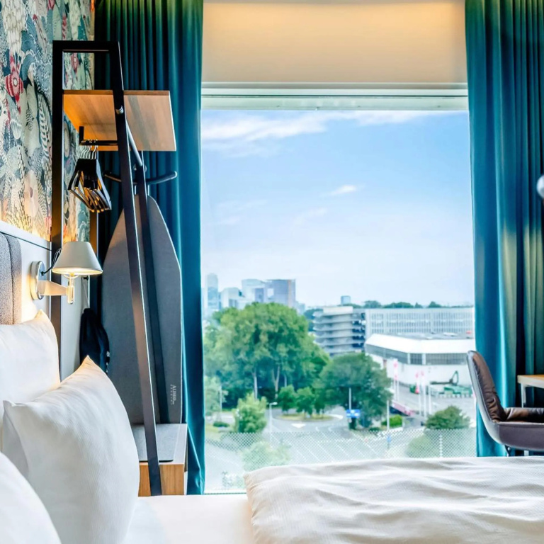 Motel One Amsterdam — photo 8