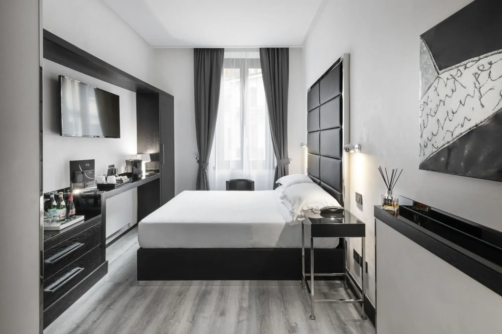 LHP Hotel Napoleon — photo 8