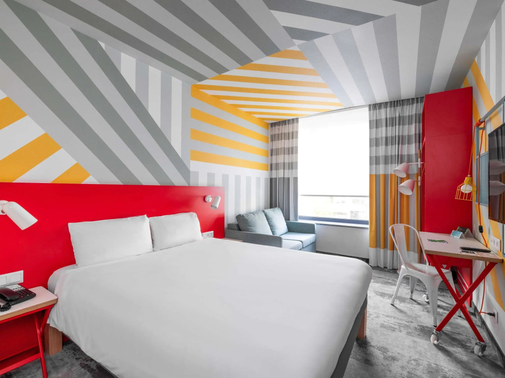 ibis Styles Warszawa Centrum — photo 3