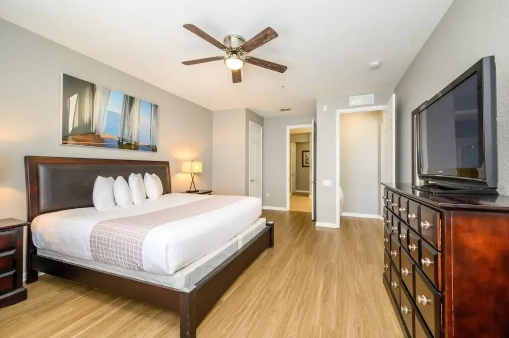Epic Universe 3 Bedroom Premium Lakeview Condo-1012, photo 5