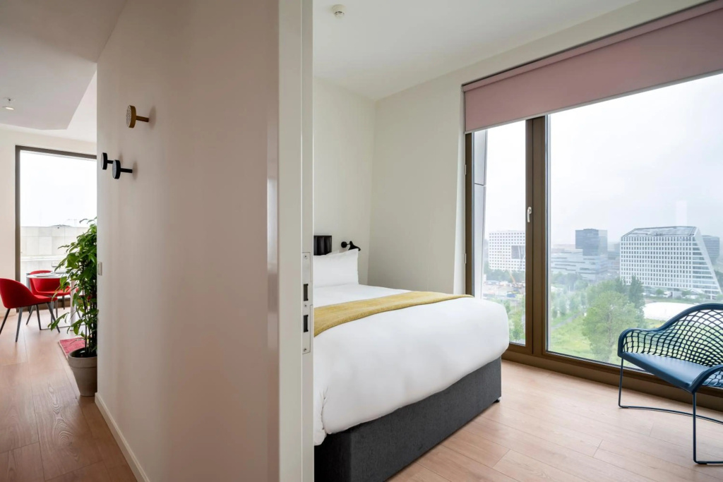 PREMIER SUITES PLUS Amsterdam, photo 4