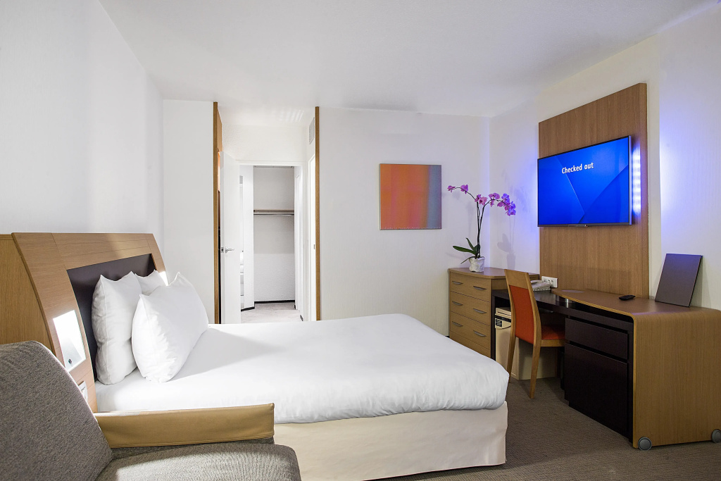 Novotel Paris Les Halles Hotel — photo 4