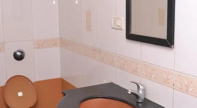 Mayem Lakeview — photo 7