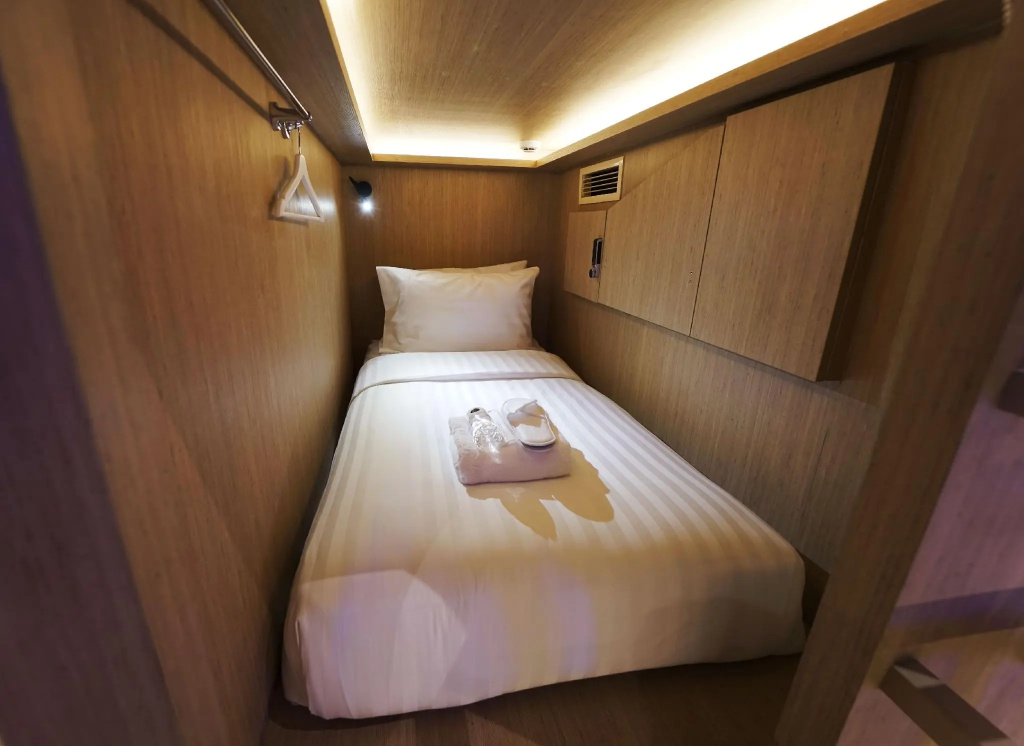 CUBE Boutique Capsule Hotel @ Kampong Glam — photo 7