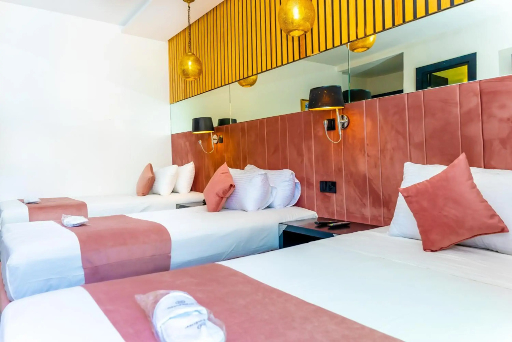 Hotel Les Ambassadeurs, photo 3