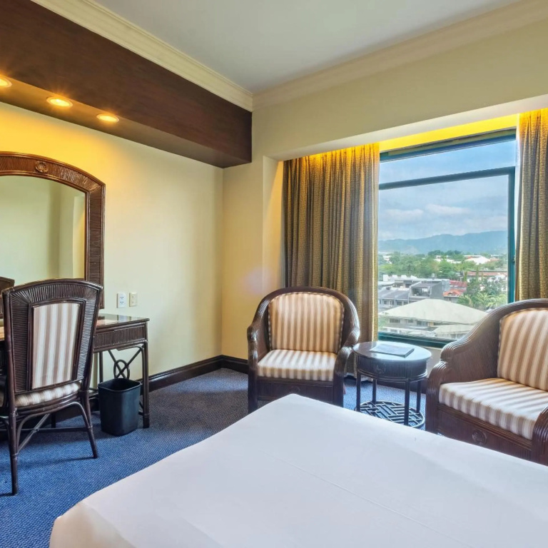 Waterfront Cebu City Hotel & Casino — photo 8