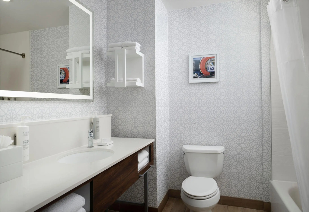 Hampton Inn & Suites Las Vegas-Red Rock/Summerlin — photo 8