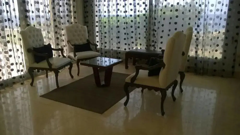Amazing 4 Bedroom Villa — photo 5