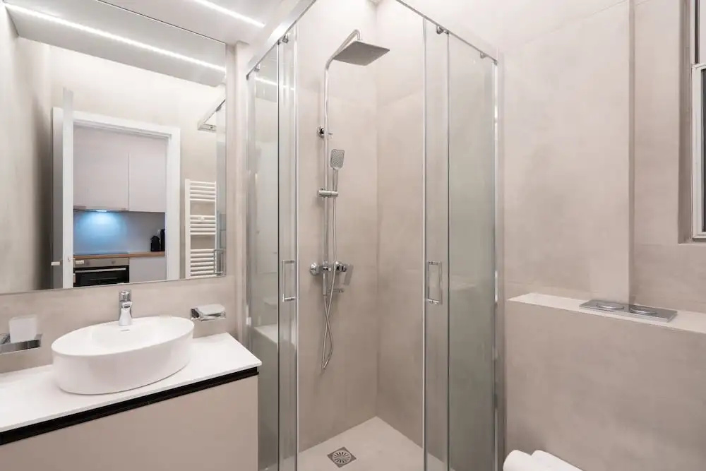 Chic and Lavish Apartment in Athens — photo 7