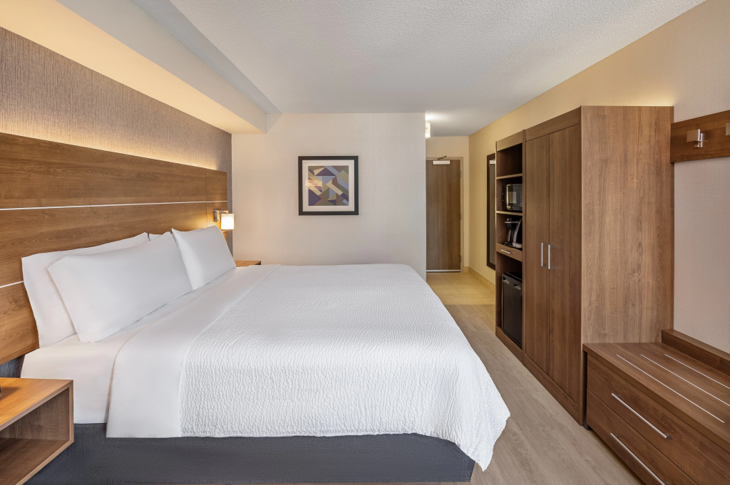 Holiday Inn Express Toronto - Downtown by IHG — photo 6