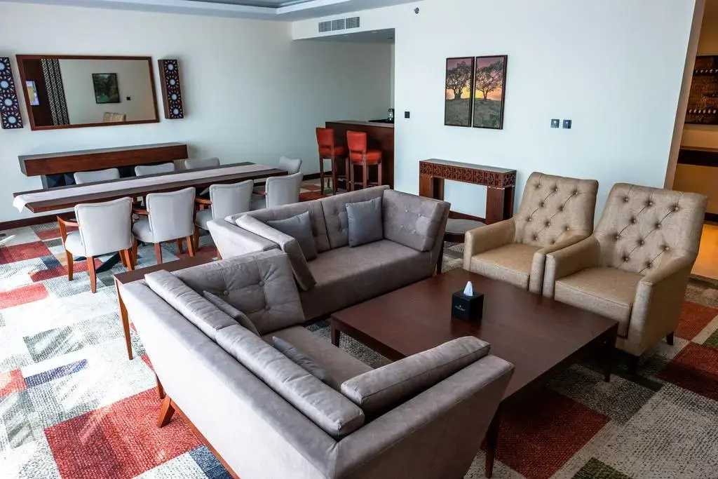 Royal Tulip Muscat Hotel, photo 5
