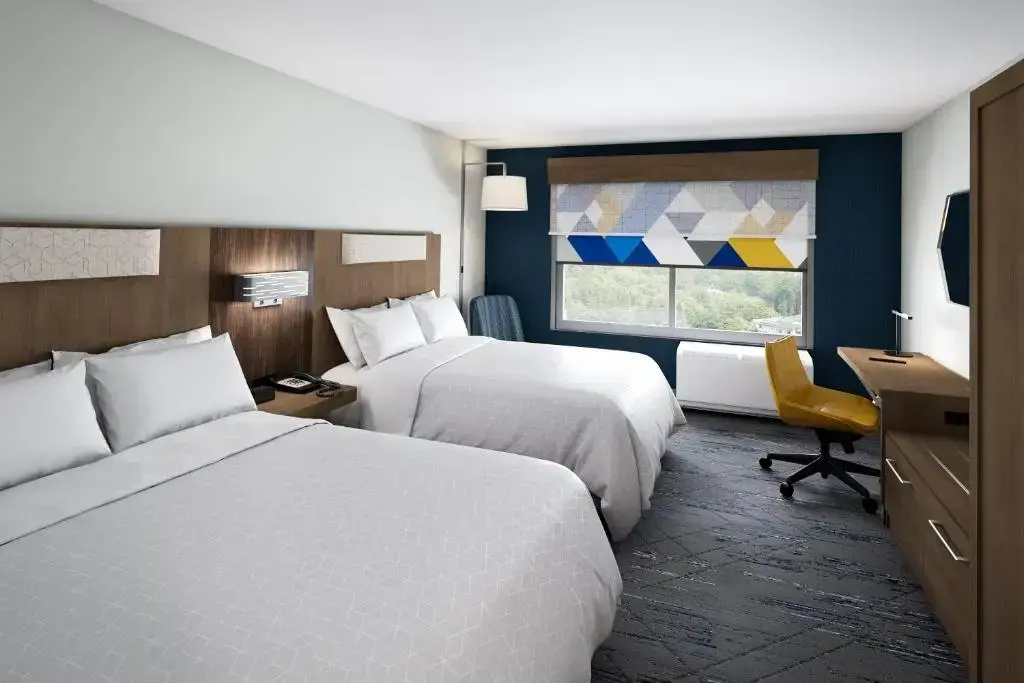 Holiday Inn Express & Suites Hawaiian Gardens by IHG — photo 6