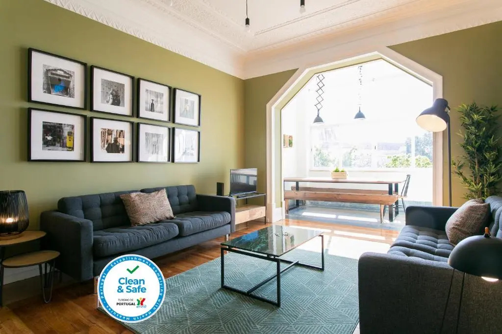 Rato by Central Hill Apartments
