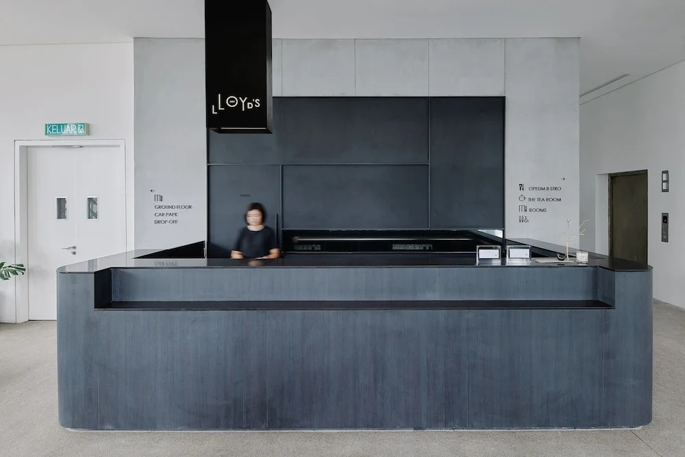 Lloyd's Inn Kuala Lumpur — photo 2