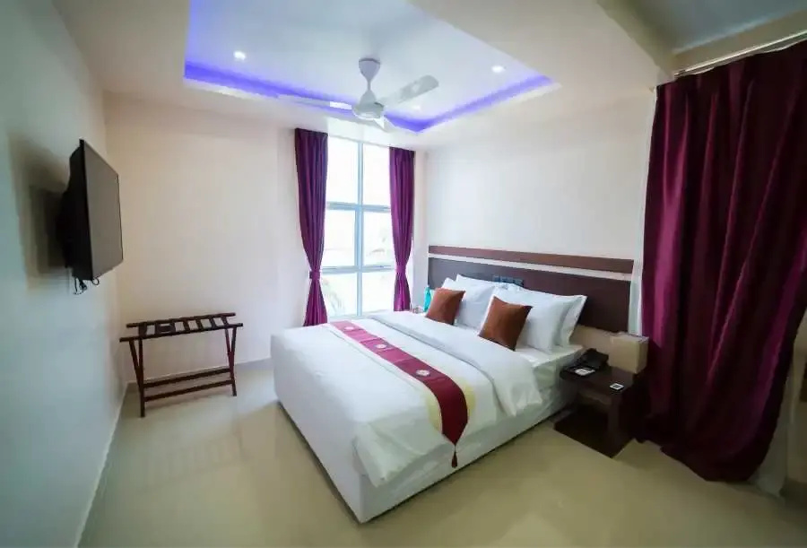 The White Harp Beach Hotel — photo 6