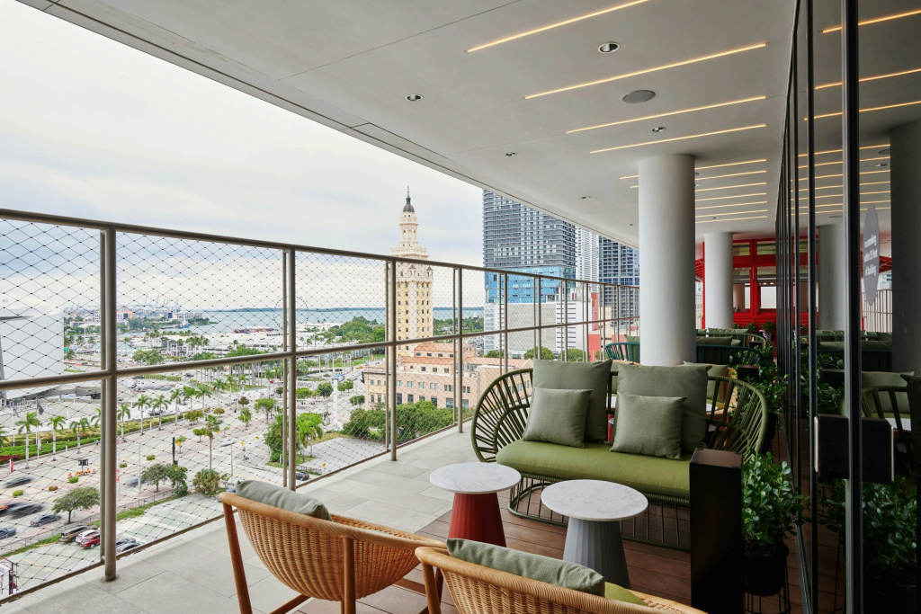 citizenM Miami Worldcenter — photo 8