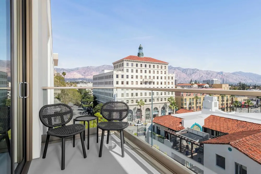 AC Hotel Pasadena — photo 7